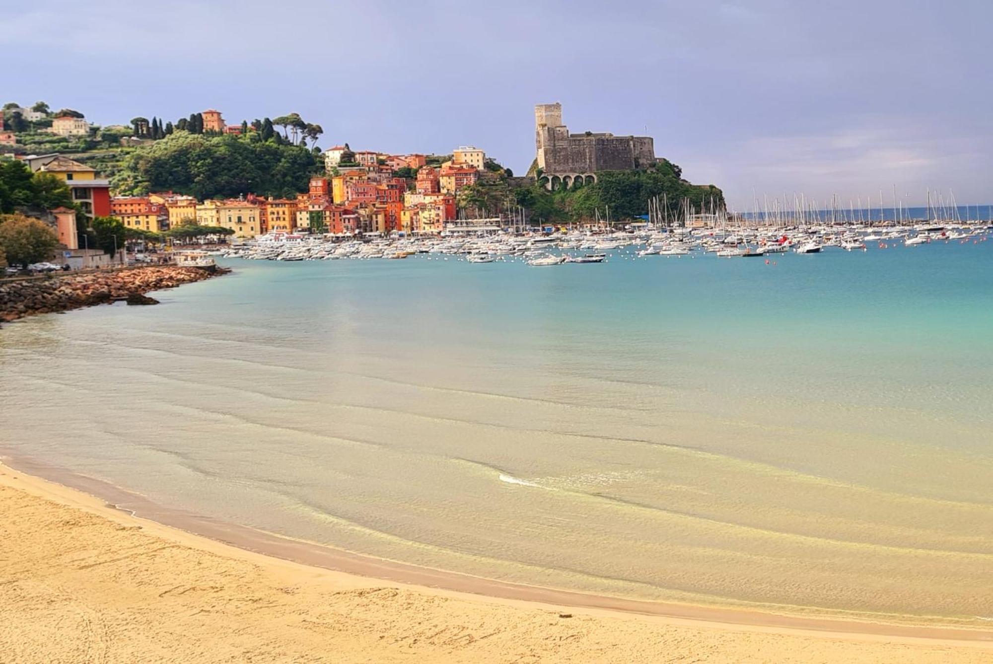 la casa del pittore Lerici Quarto foto